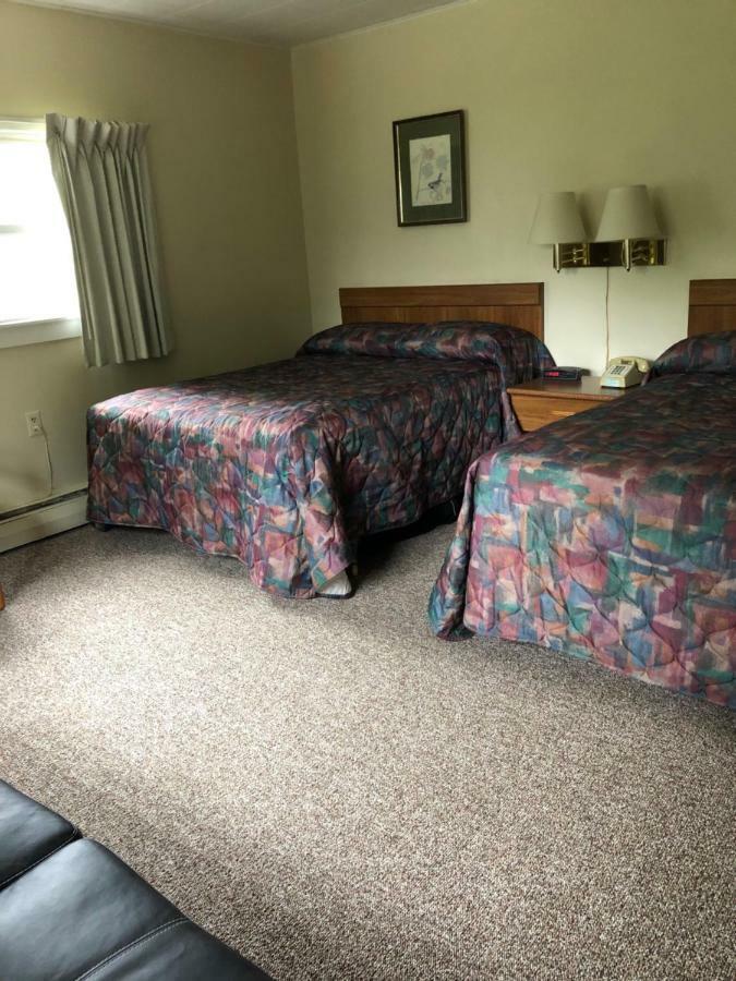 Colton Point Motel Wellsboro Ngoại thất bức ảnh