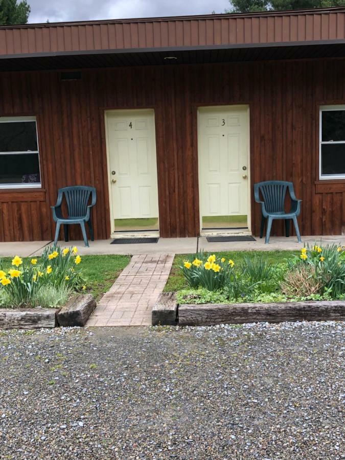 Colton Point Motel Wellsboro Ngoại thất bức ảnh