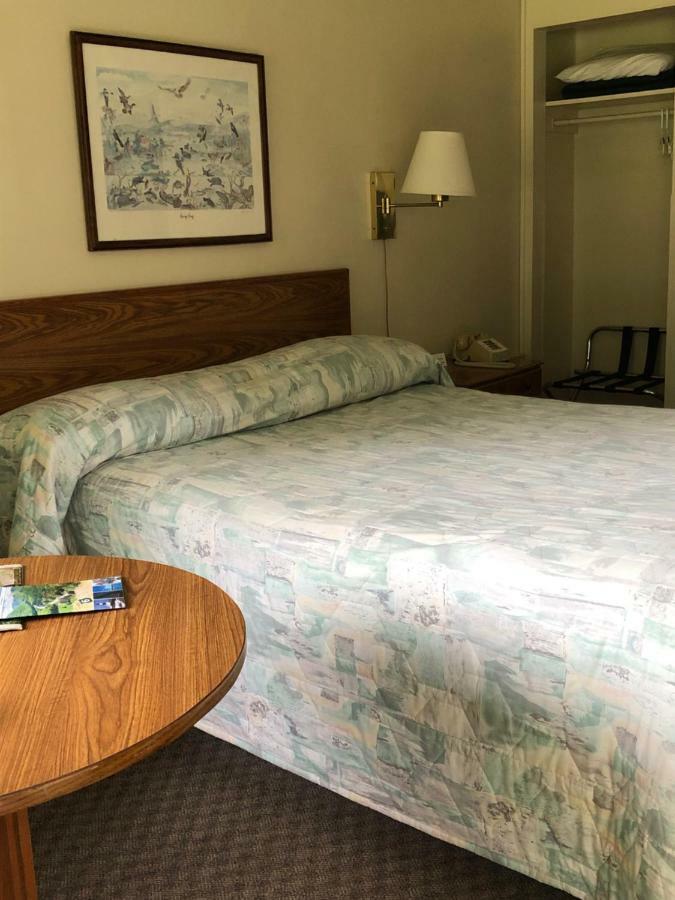 Colton Point Motel Wellsboro Ngoại thất bức ảnh