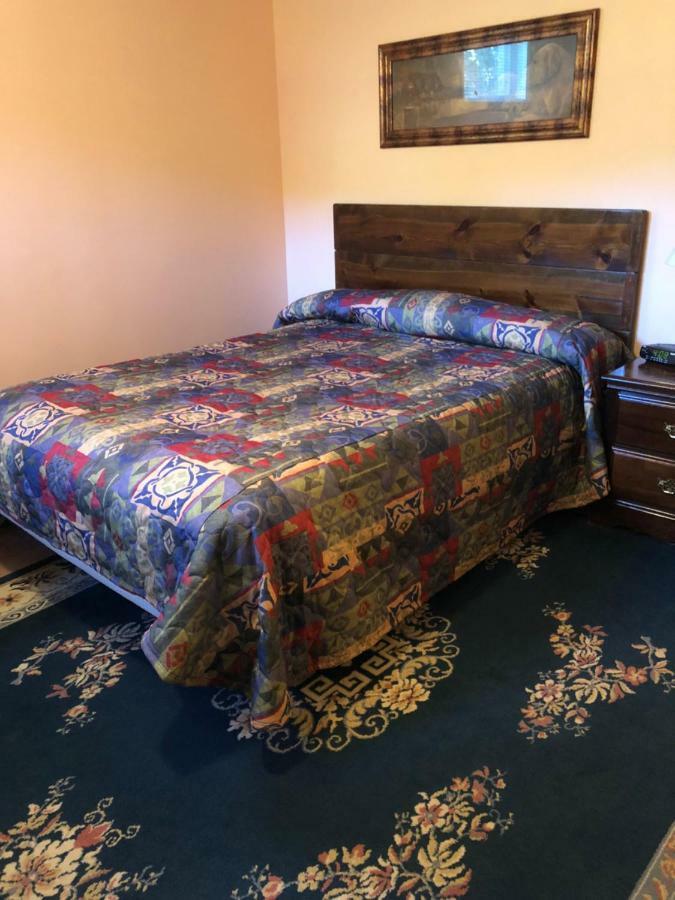 Colton Point Motel Wellsboro Ngoại thất bức ảnh